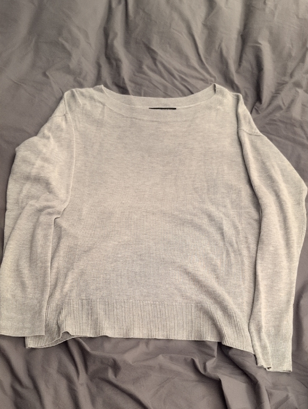 Banana Republic Light Gray Knit Crew Sweater Size Medium